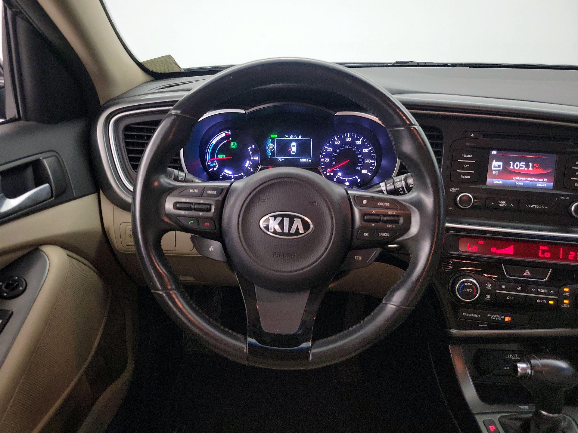 Thumbnail: 2015 Kia Optima - 10