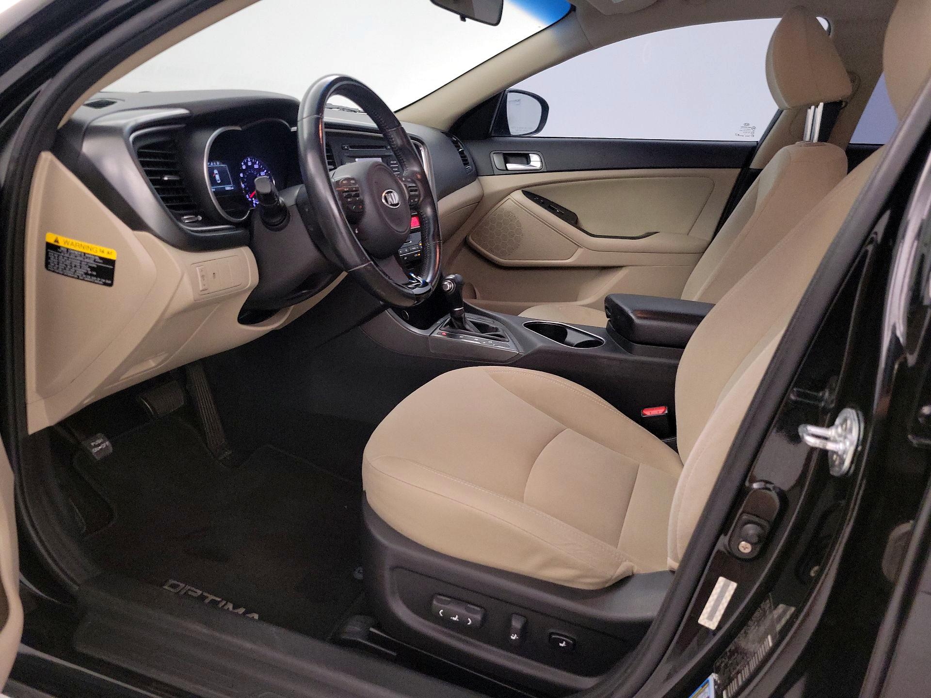 Thumbnail: 2015 Kia Optima - 11