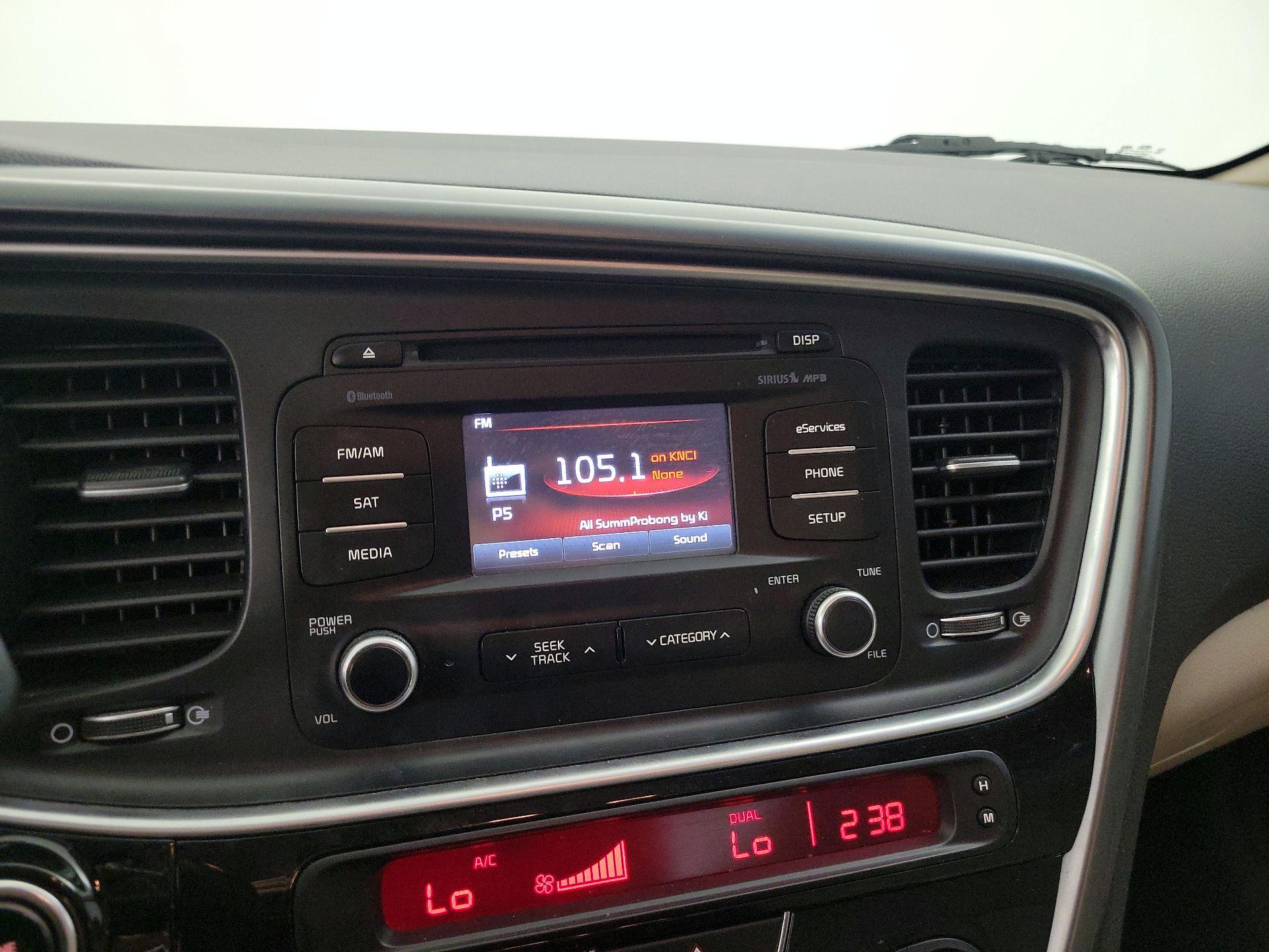 Thumbnail: 2015 Kia Optima - 15