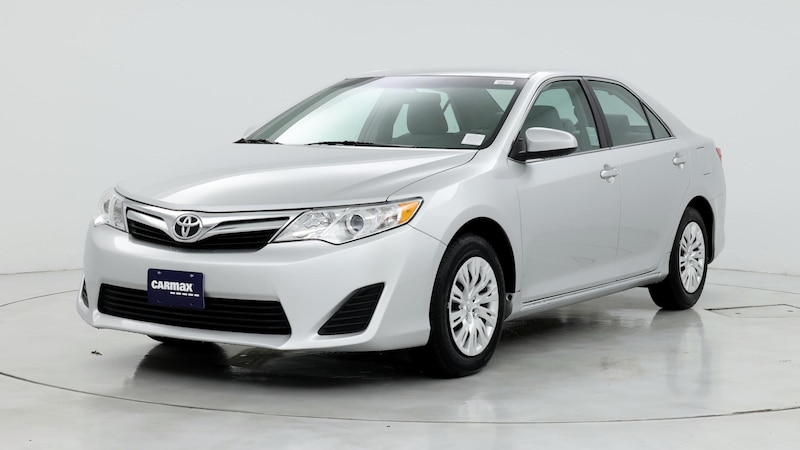 2014 Toyota Camry LE 4