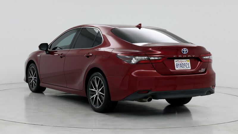 2021 Toyota Camry XLE 2