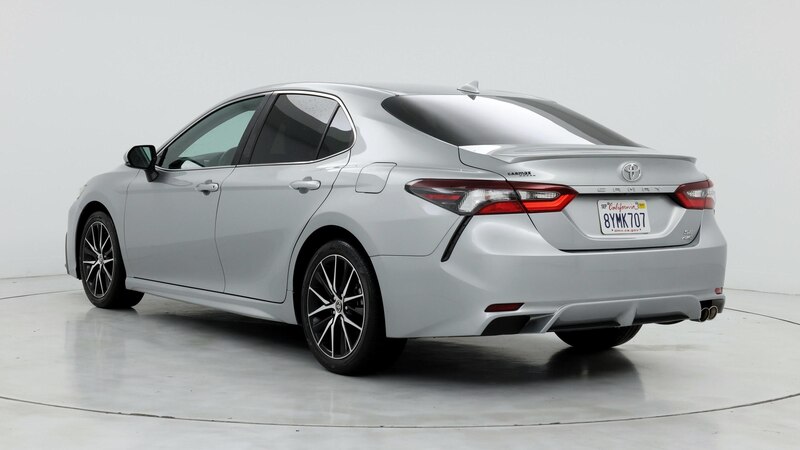 2021 Toyota Camry SE 2