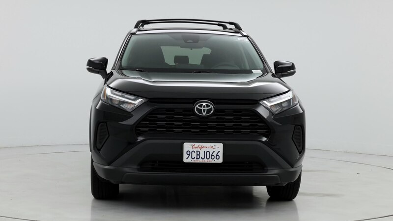 2022 Toyota RAV4 XLE 5