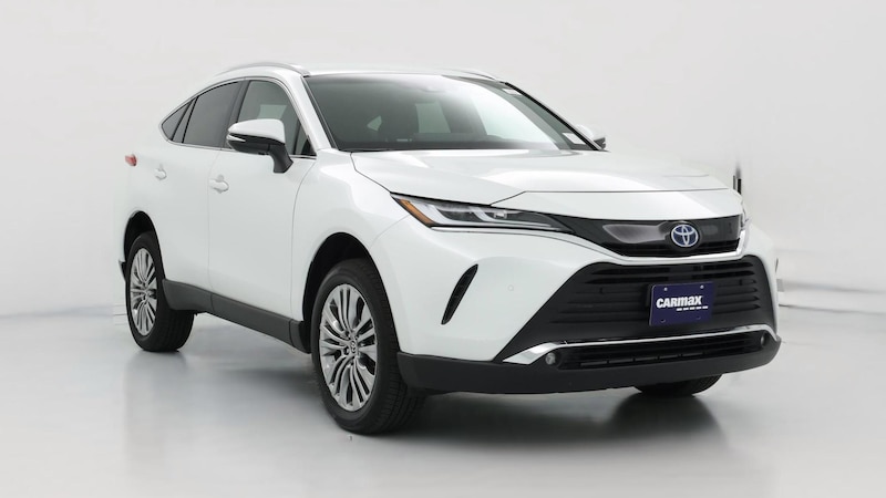 2023 Toyota Venza XLE Hero Image