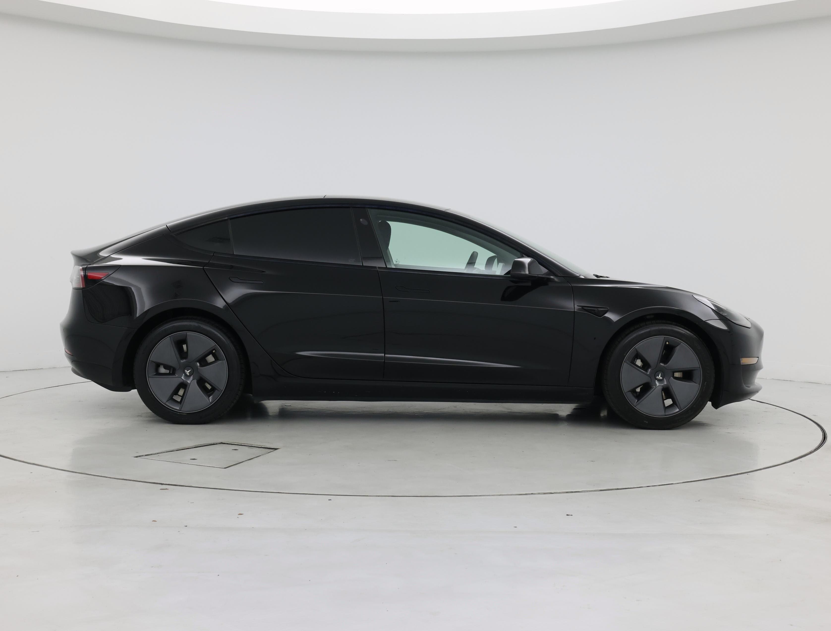 Thumbnail: 2021 Tesla Model 3 - 7