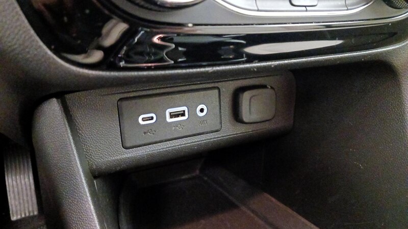 2021 Buick Encore GX Select 18