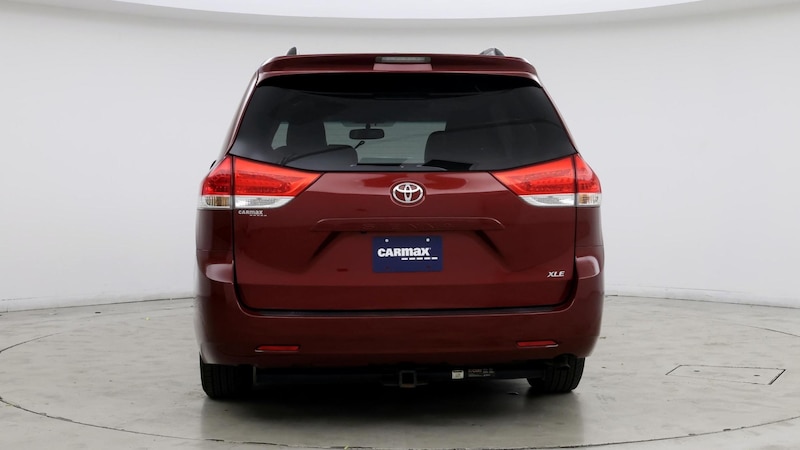 2014 Toyota Sienna XLE 6