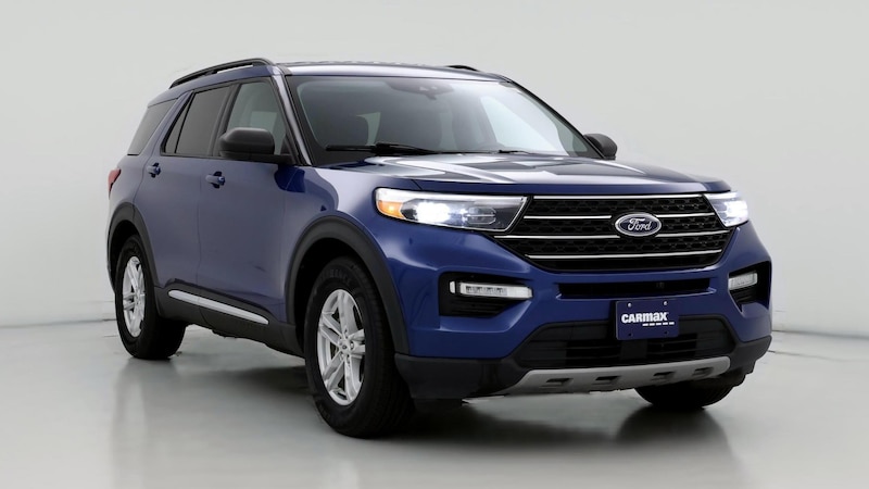 2023 Ford Explorer XLT Hero Image