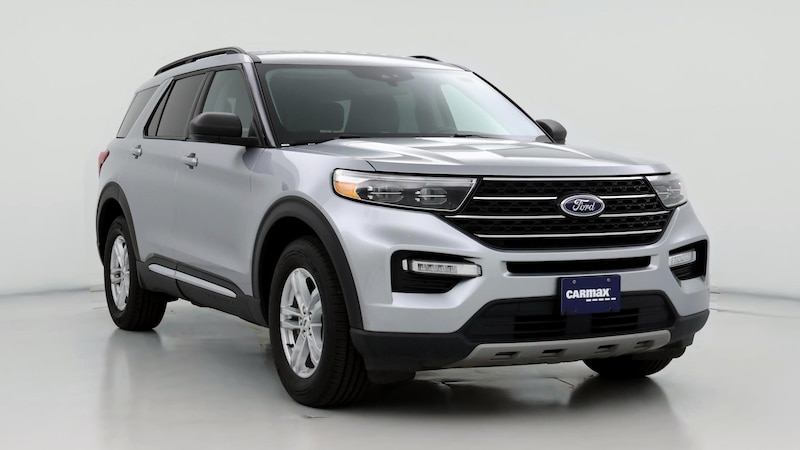 2023 Ford Explorer XLT Hero Image