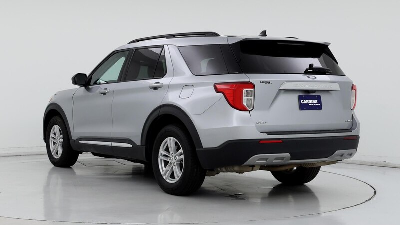 2023 Ford Explorer XLT 2