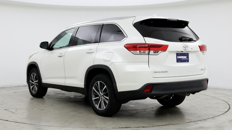 2019 Toyota Highlander XLE 2