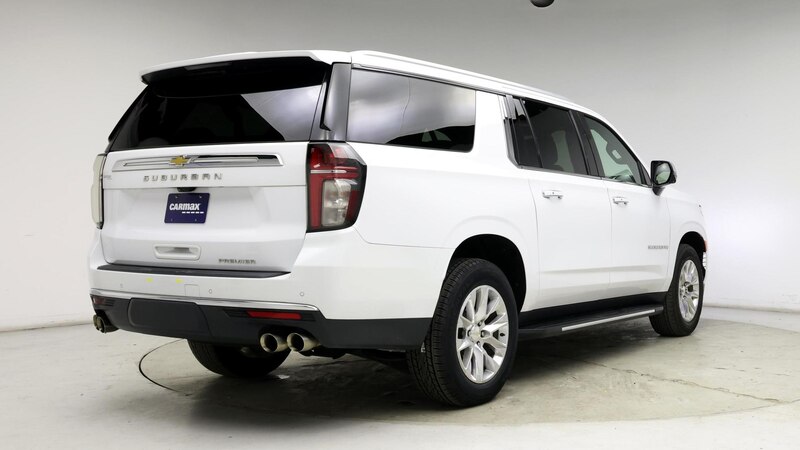 2021 Chevrolet Suburban Premier 8