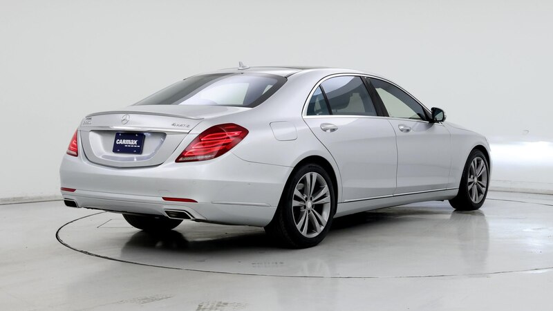 2015 Mercedes-Benz S-Class S 550 8