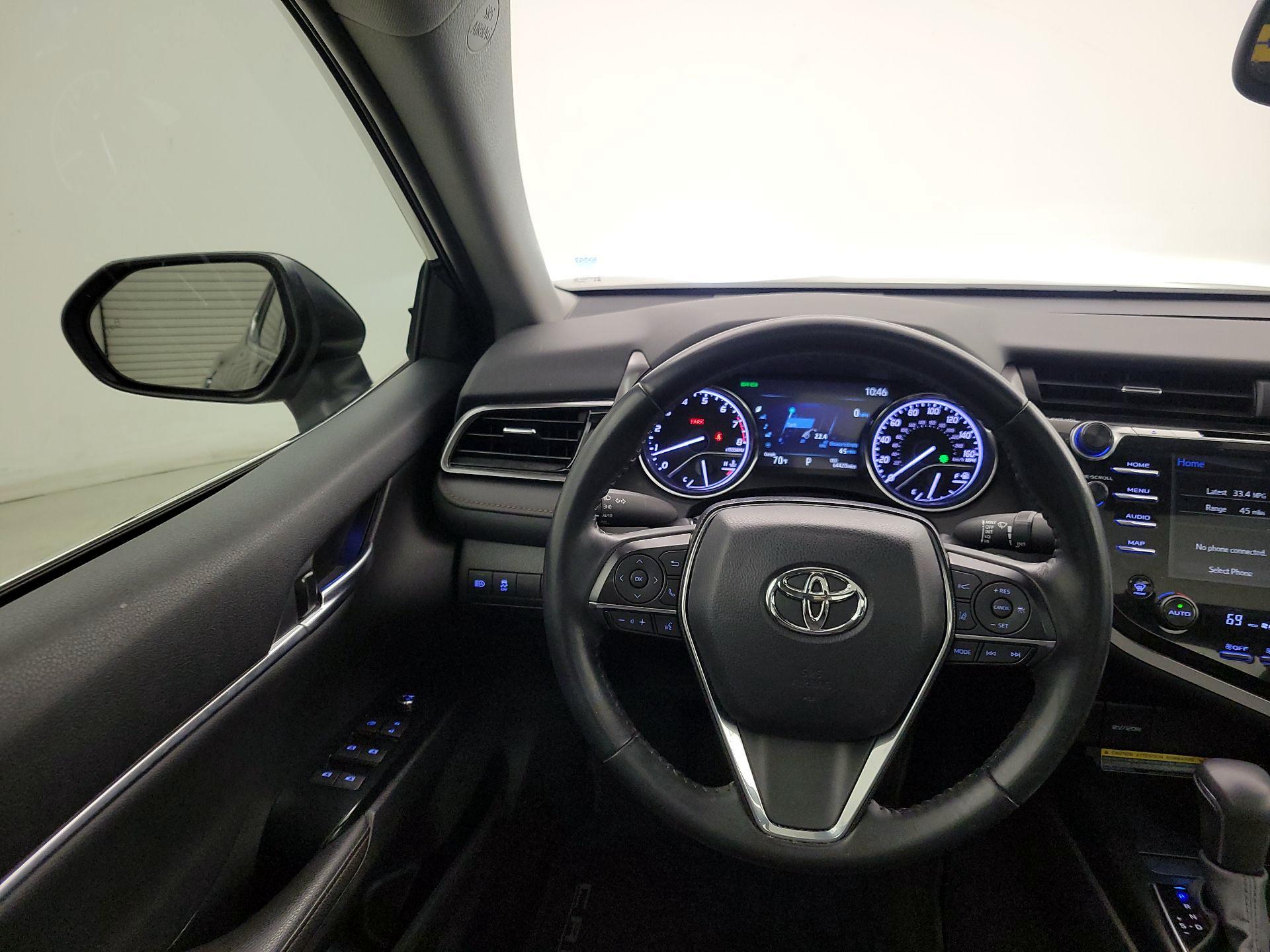 Thumbnail: 2020 Toyota Camry - 10