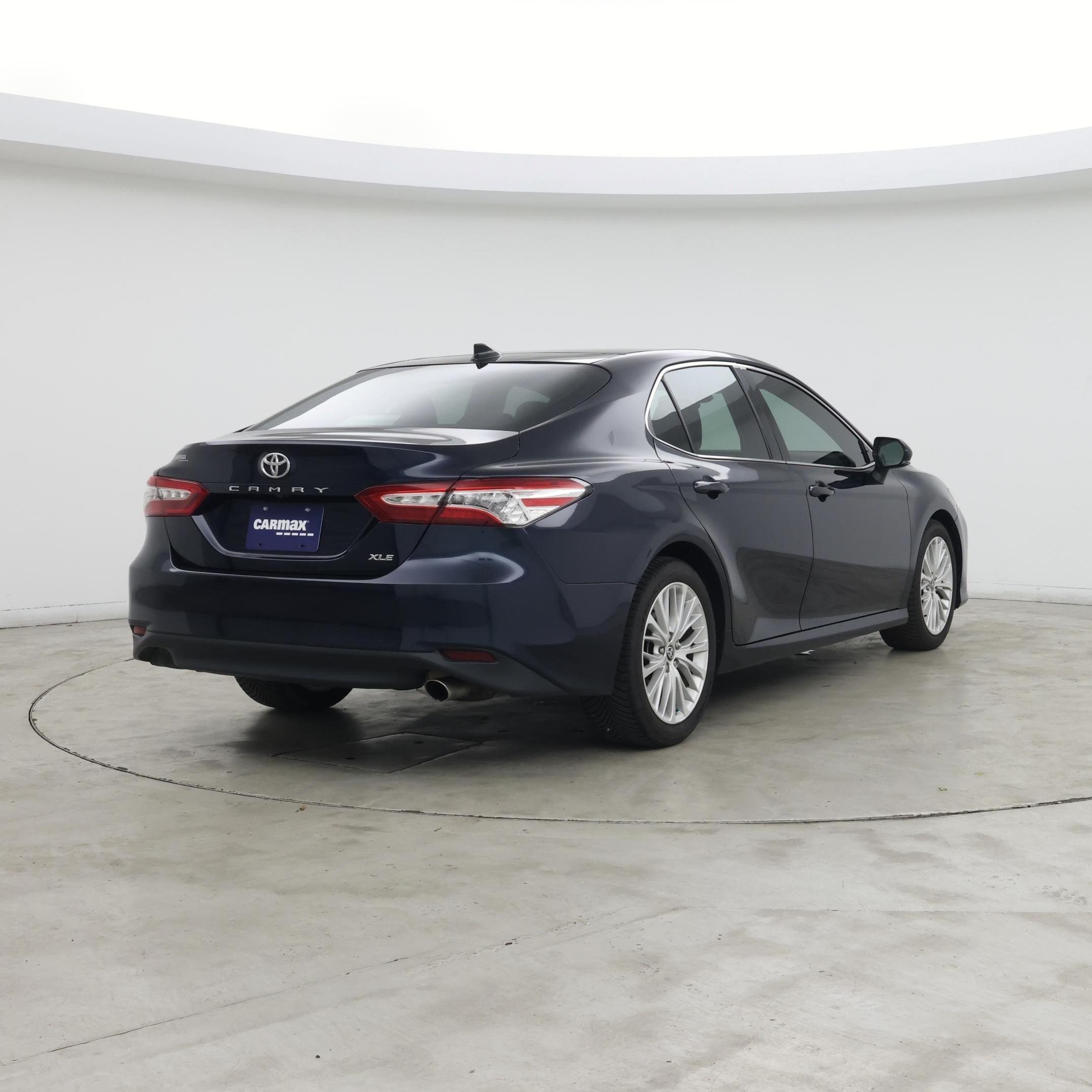 Thumbnail: 2020 Toyota Camry - 8