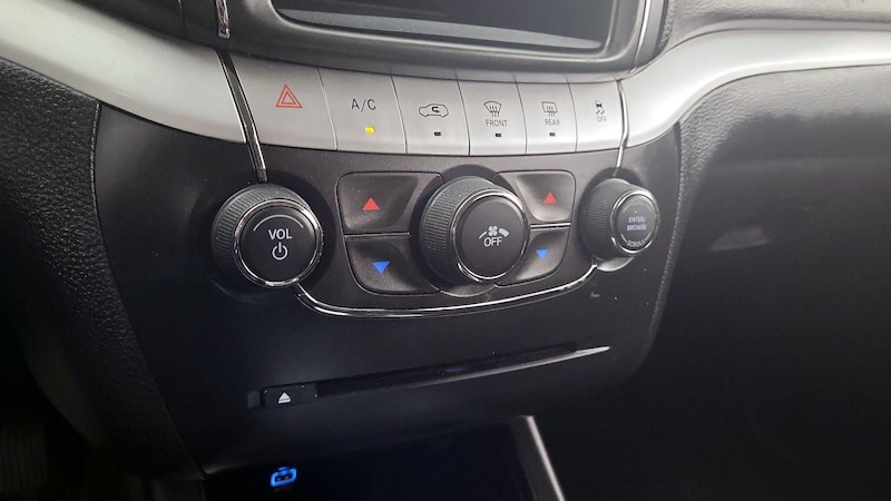 2020 Dodge Journey SE 16