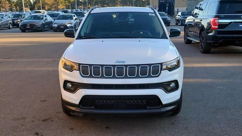 2022 Jeep Compass Latitude 2