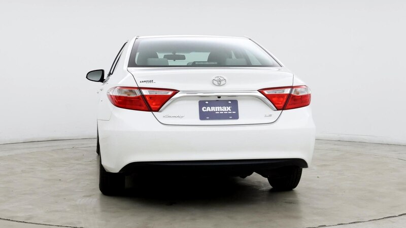 2015 Toyota Camry LE 6