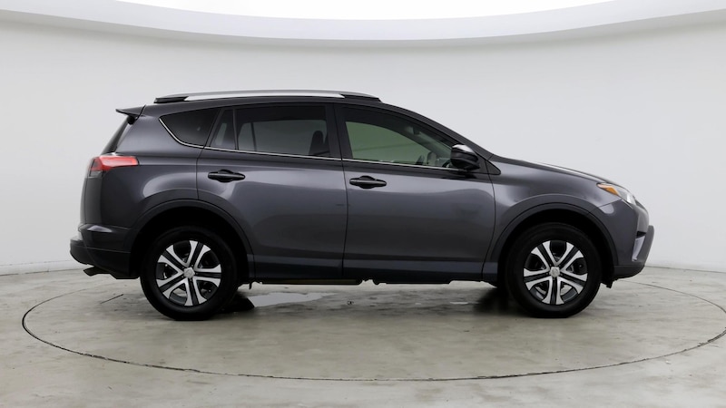 2018 Toyota RAV4 LE 7