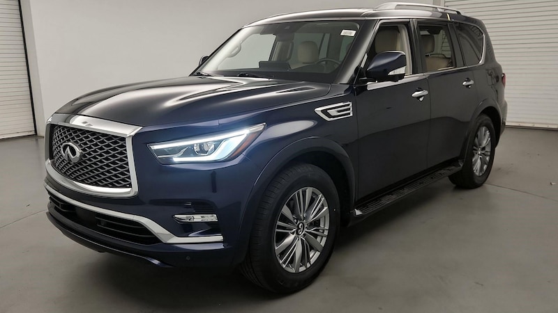 2022 INFINITI QX80 Luxe 3