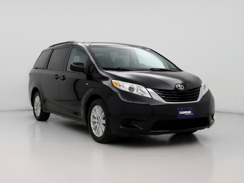 2017 Toyota Sienna LE -
                  Omaha, NE