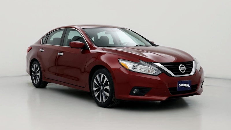 2017 Nissan Altima SV Hero Image