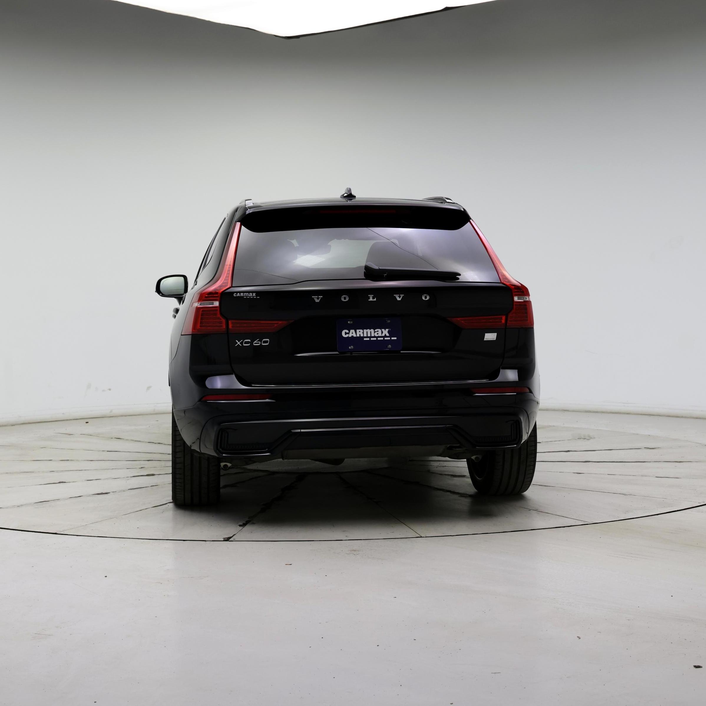 Thumbnail: 2022 Volvo XC60 - 6