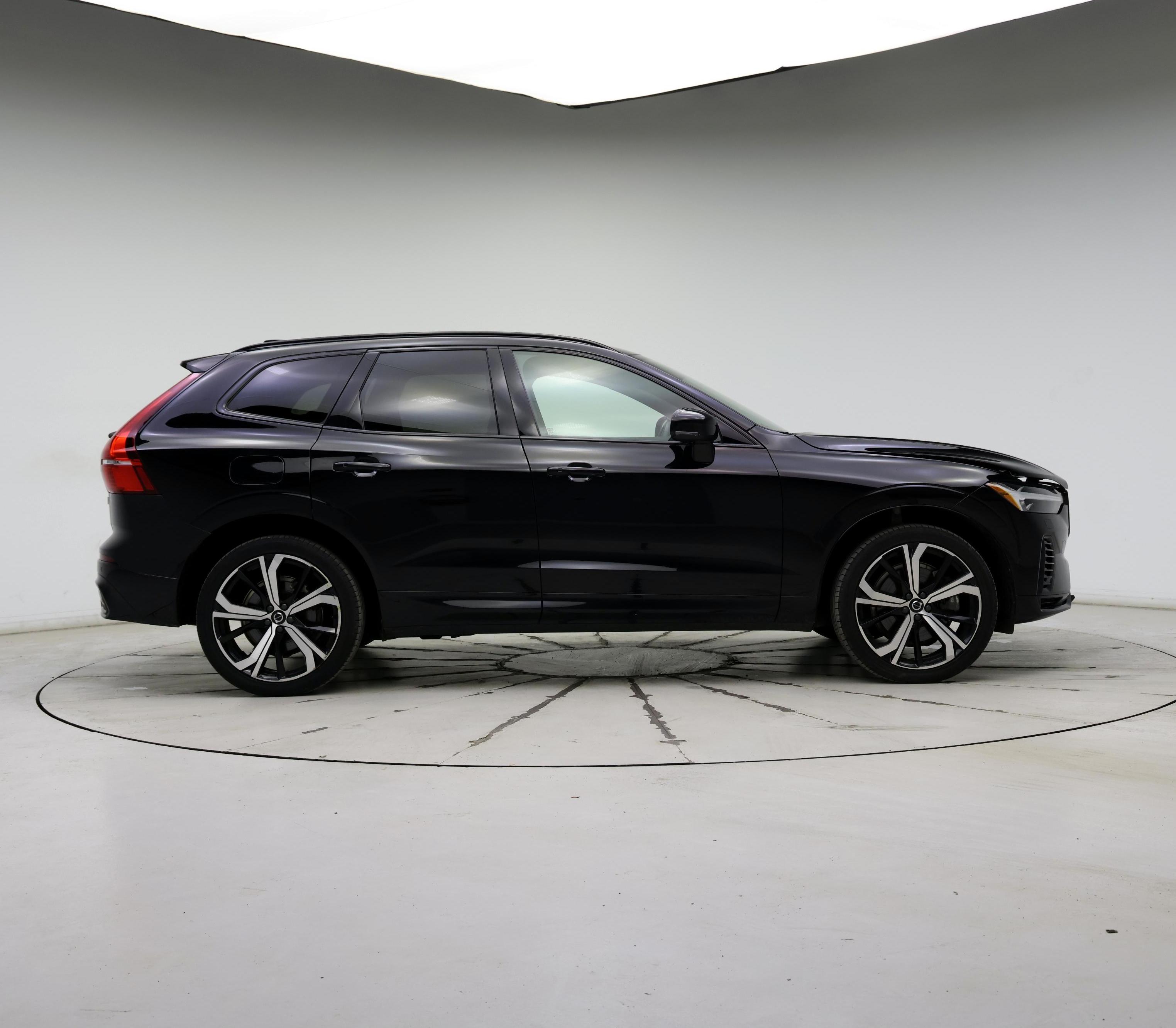 Thumbnail: 2022 Volvo XC60 - 7