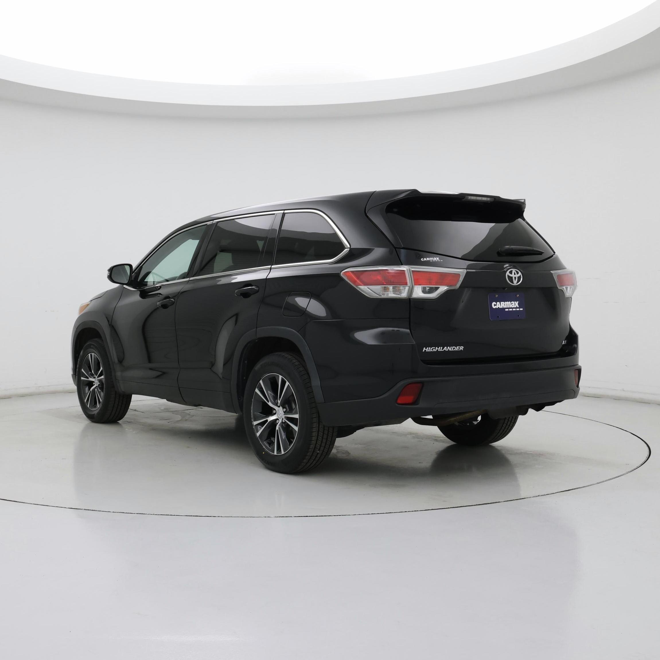 Thumbnail: 2015 Toyota Highlander - 2