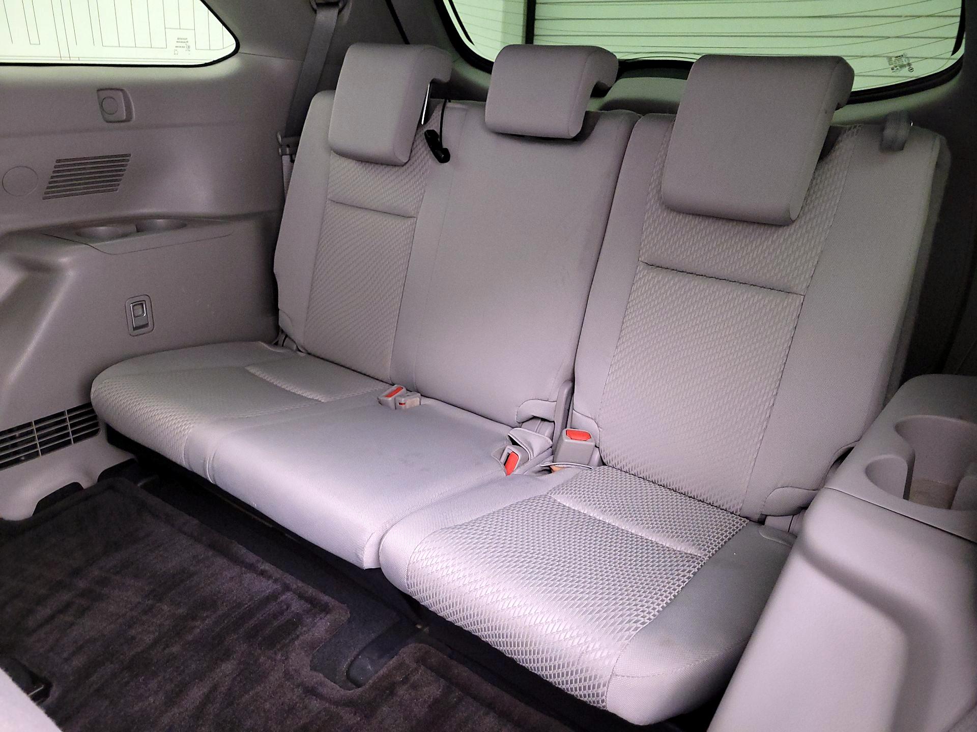 Thumbnail: 2015 Toyota Highlander - 20