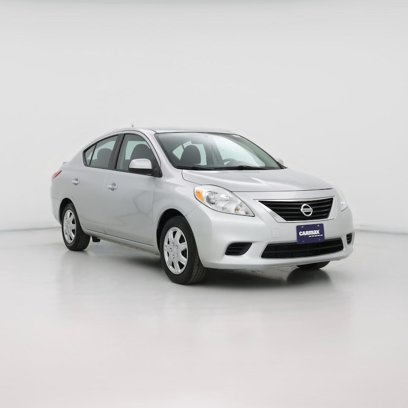 2014 Nissan Versa SV
