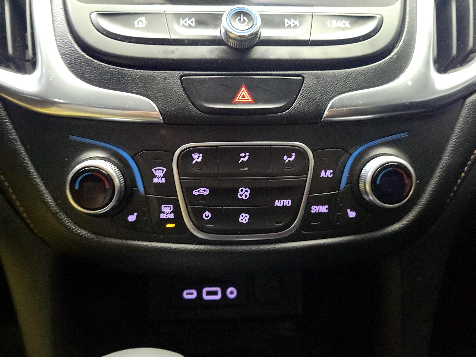 Thumbnail: 2020 Chevrolet Equinox - 16