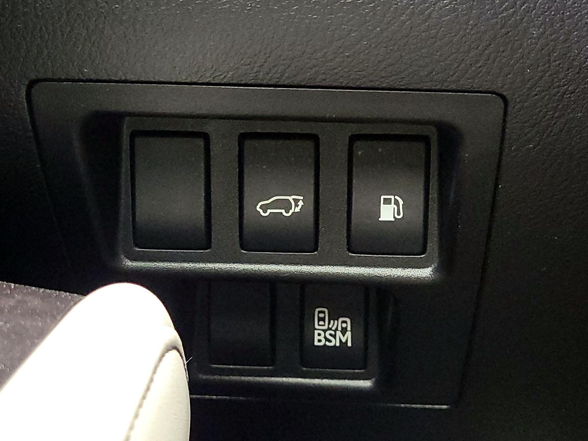 Thumbnail: 2015 Lexus RX - 13