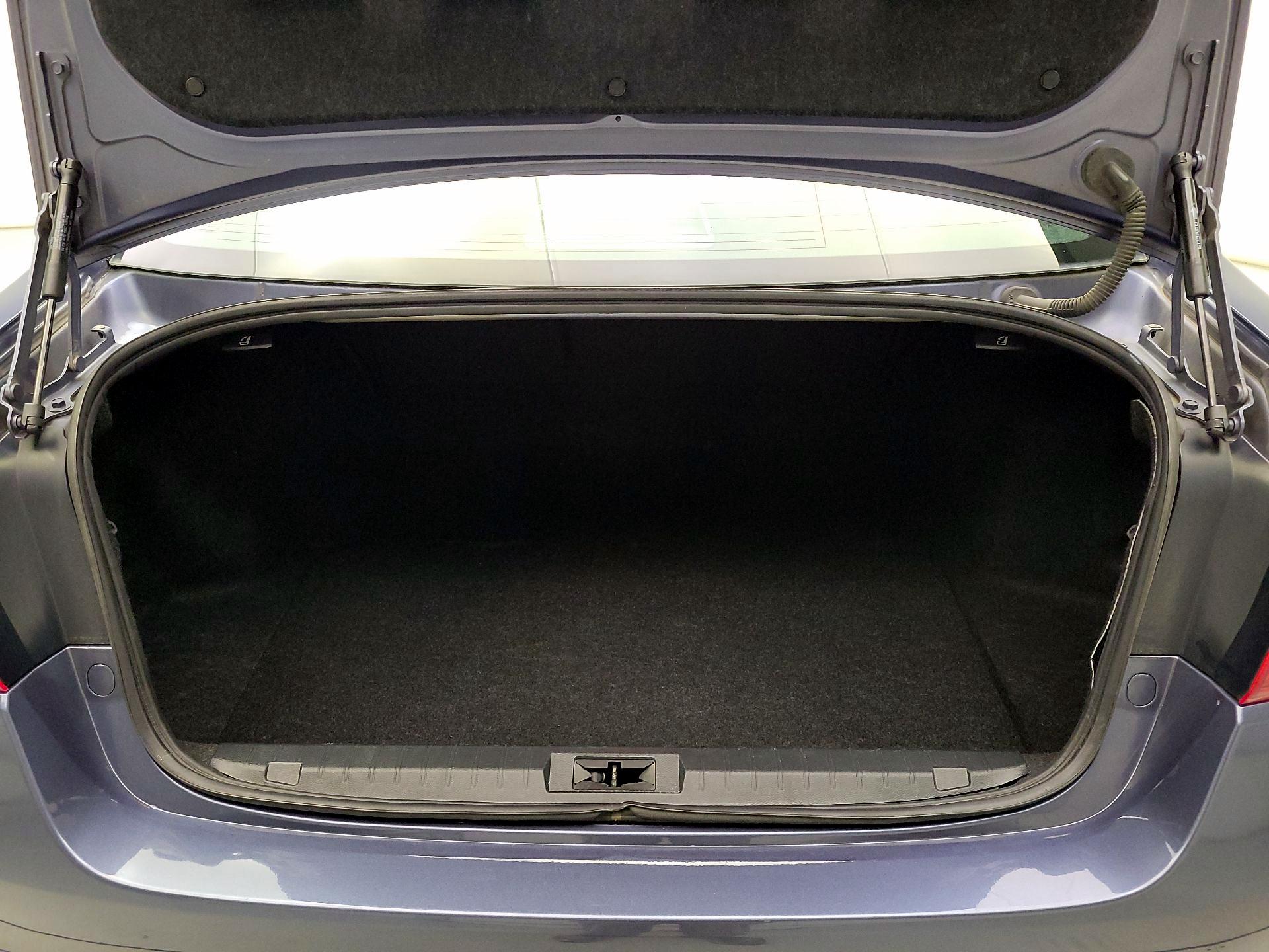 Thumbnail: 2015 Subaru Legacy - 20