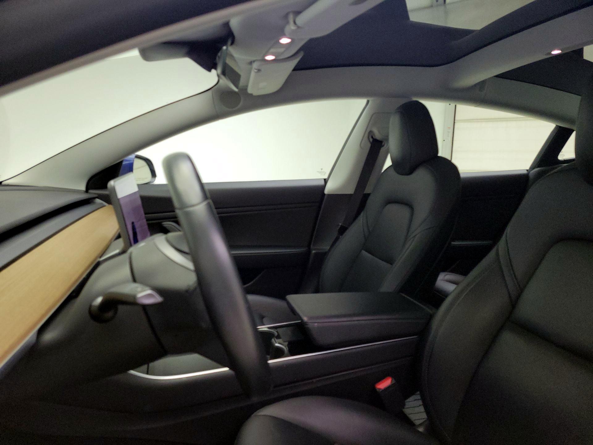 Thumbnail: 2019 Tesla Model 3 - 18