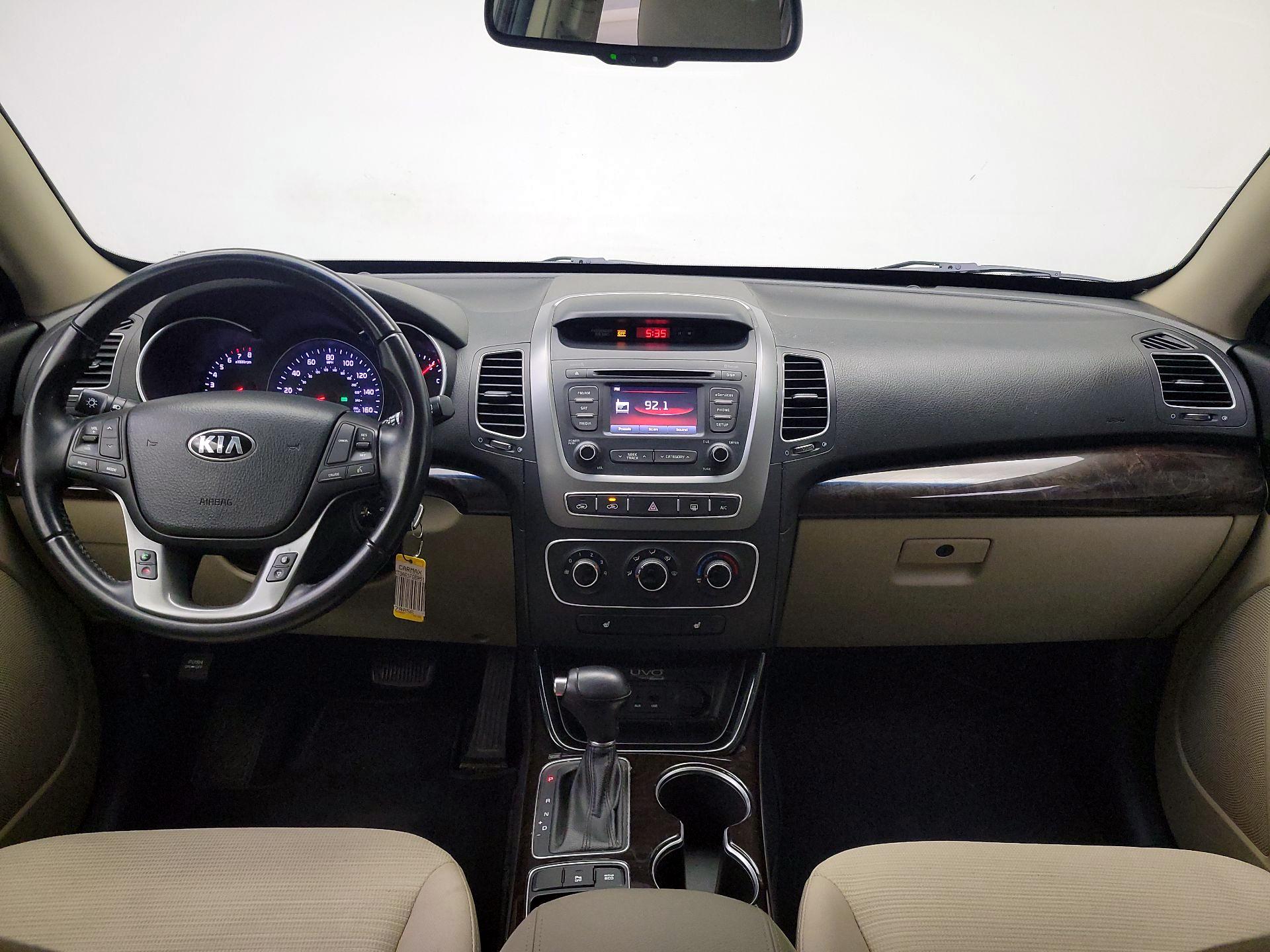 Thumbnail: 2015 Kia Sorento - 9