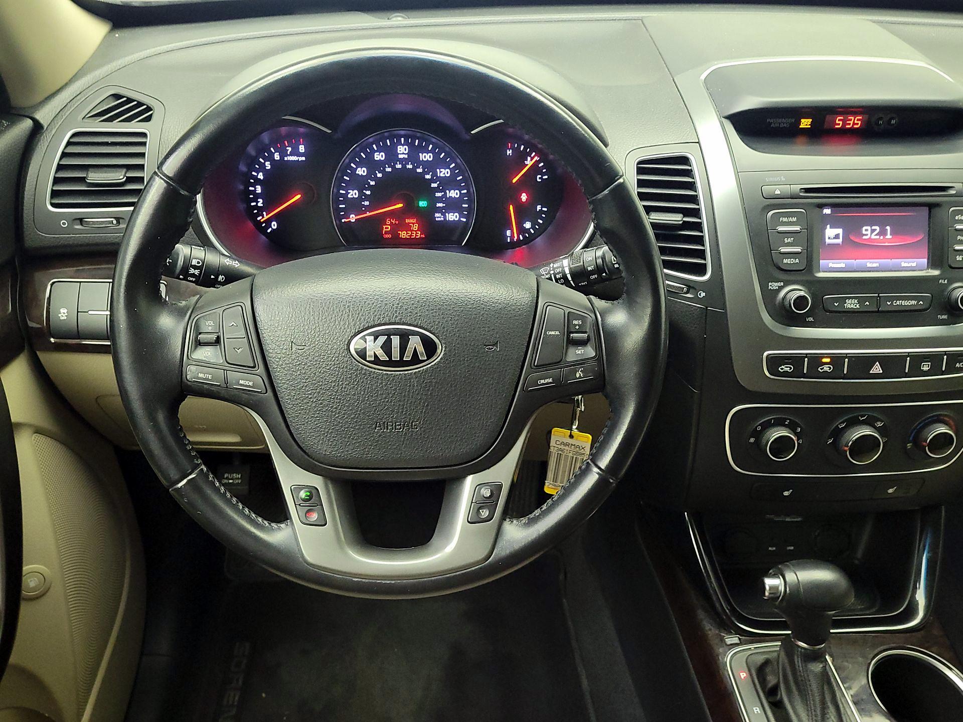 Thumbnail: 2015 Kia Sorento - 10