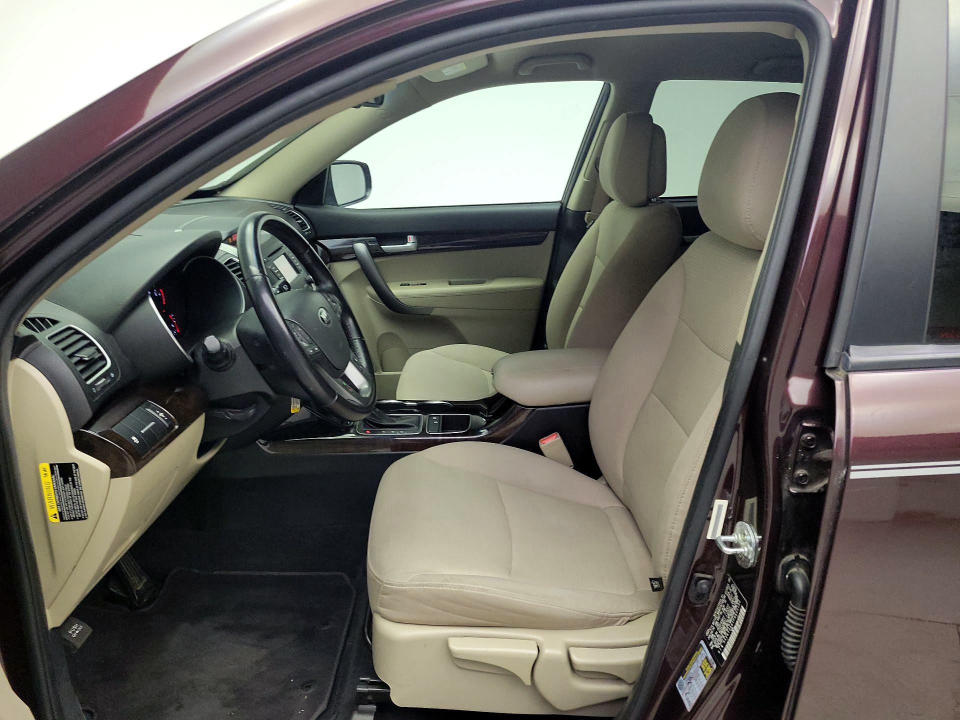 Thumbnail: 2015 Kia Sorento - 11