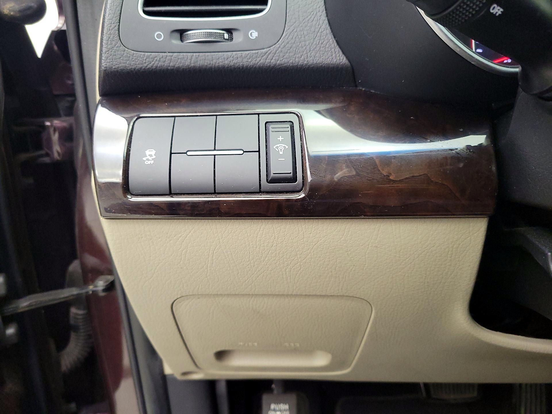Thumbnail: 2015 Kia Sorento - 13