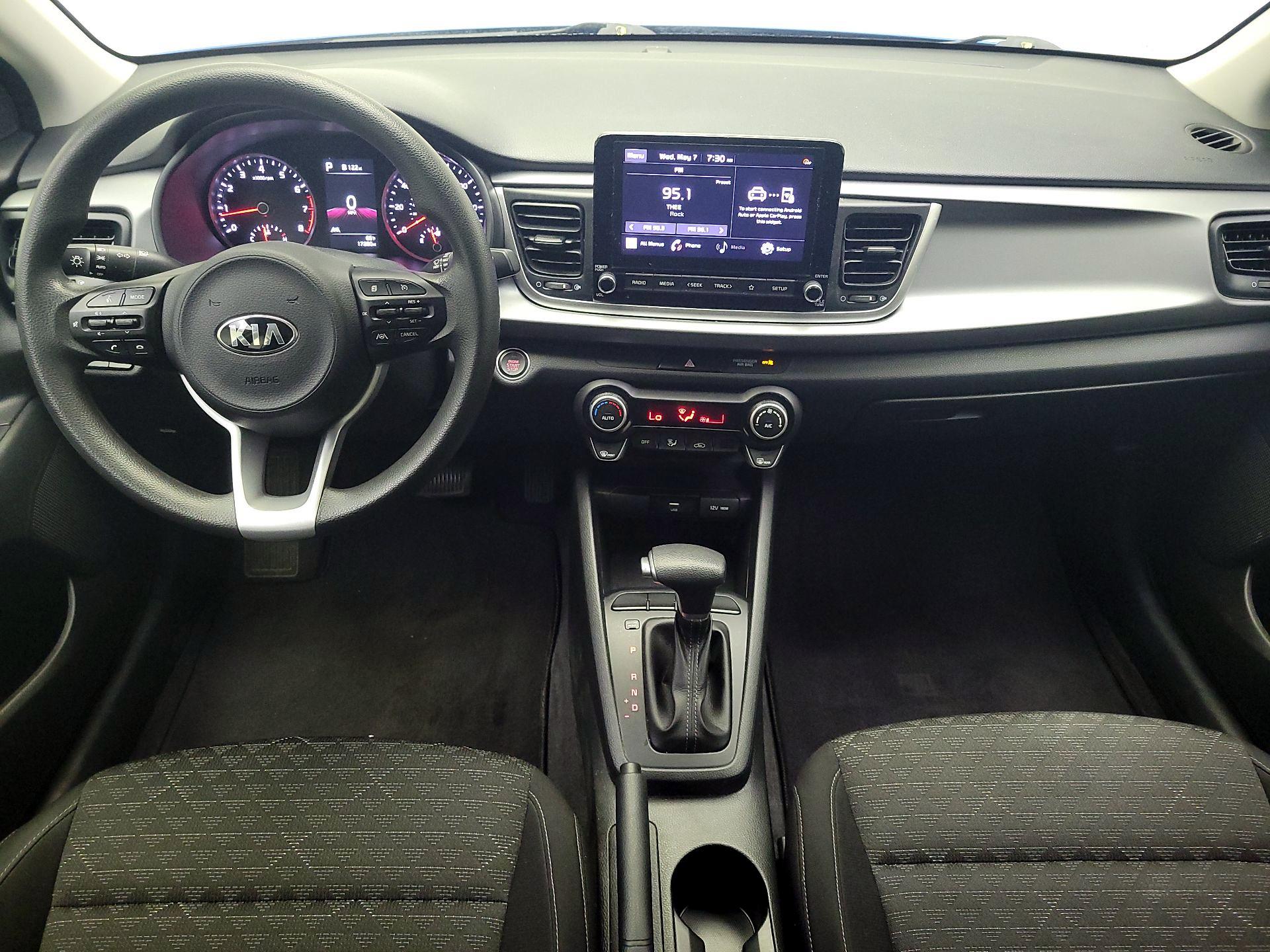 Thumbnail: 2021 Kia Rio5 - 9