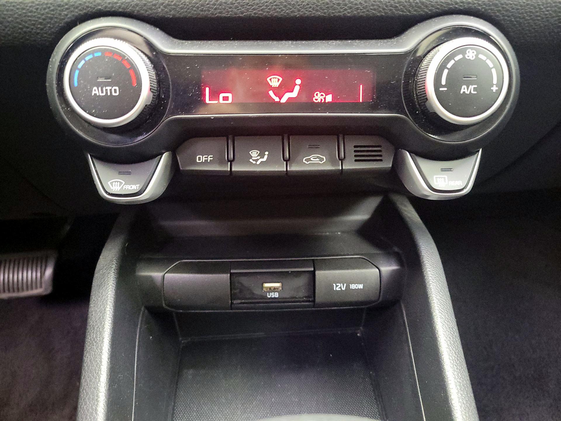 Thumbnail: 2021 Kia Rio5 - 16