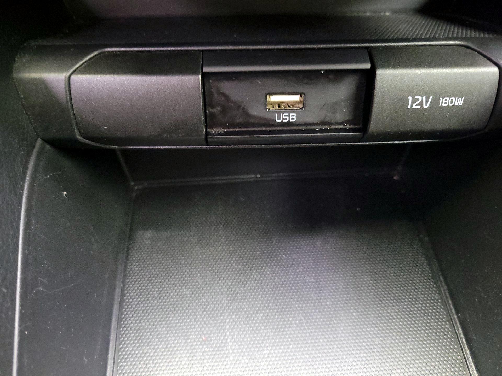 Thumbnail: 2021 Kia Rio5 - 18