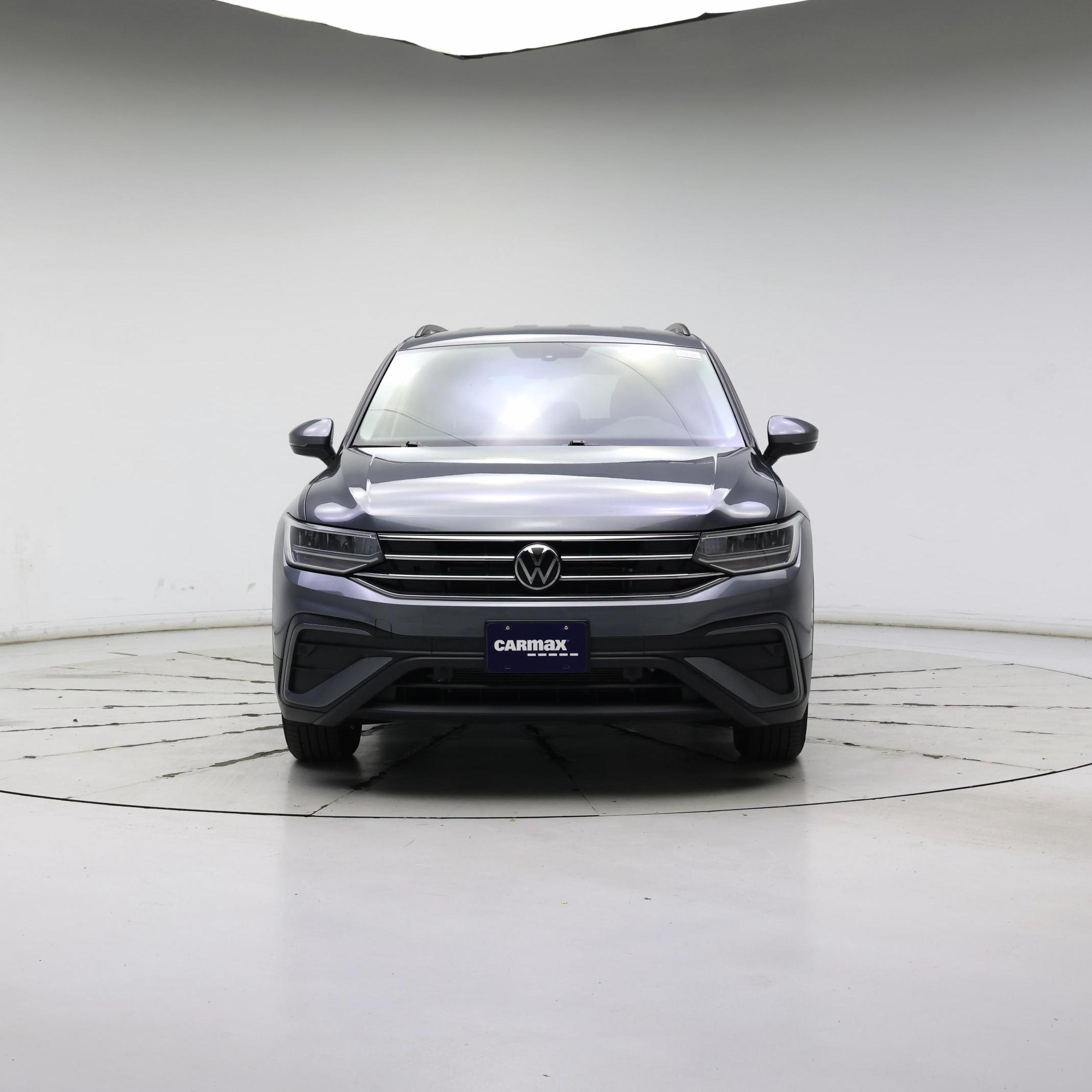 Thumbnail: 2023 Volkswagen Tiguan - 5