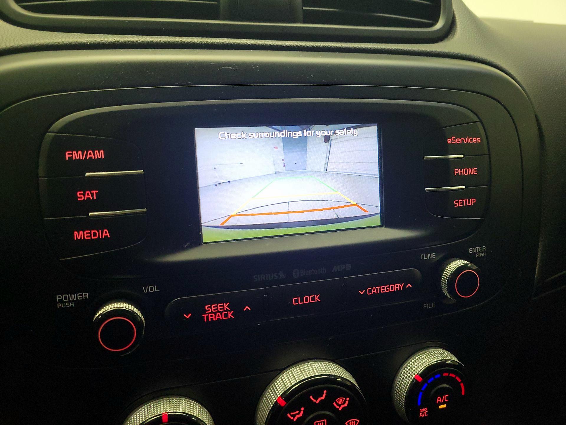 Thumbnail: 2015 Kia Soul - 14