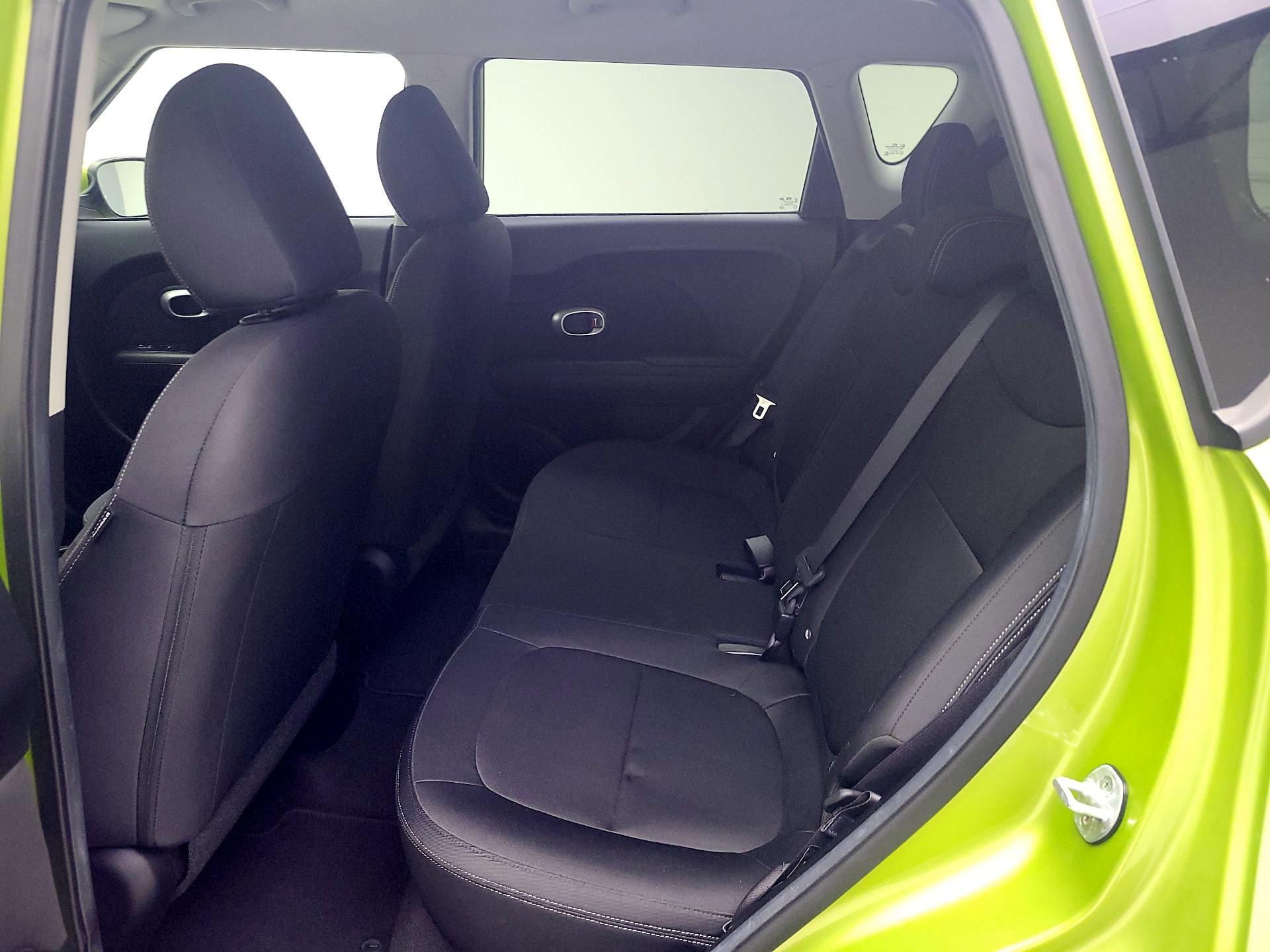 Thumbnail: 2015 Kia Soul - 19