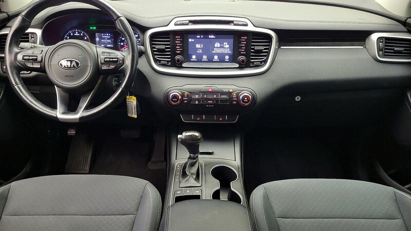 2017 Kia Sorento LX 9