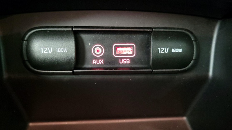 2017 Kia Sorento LX 18