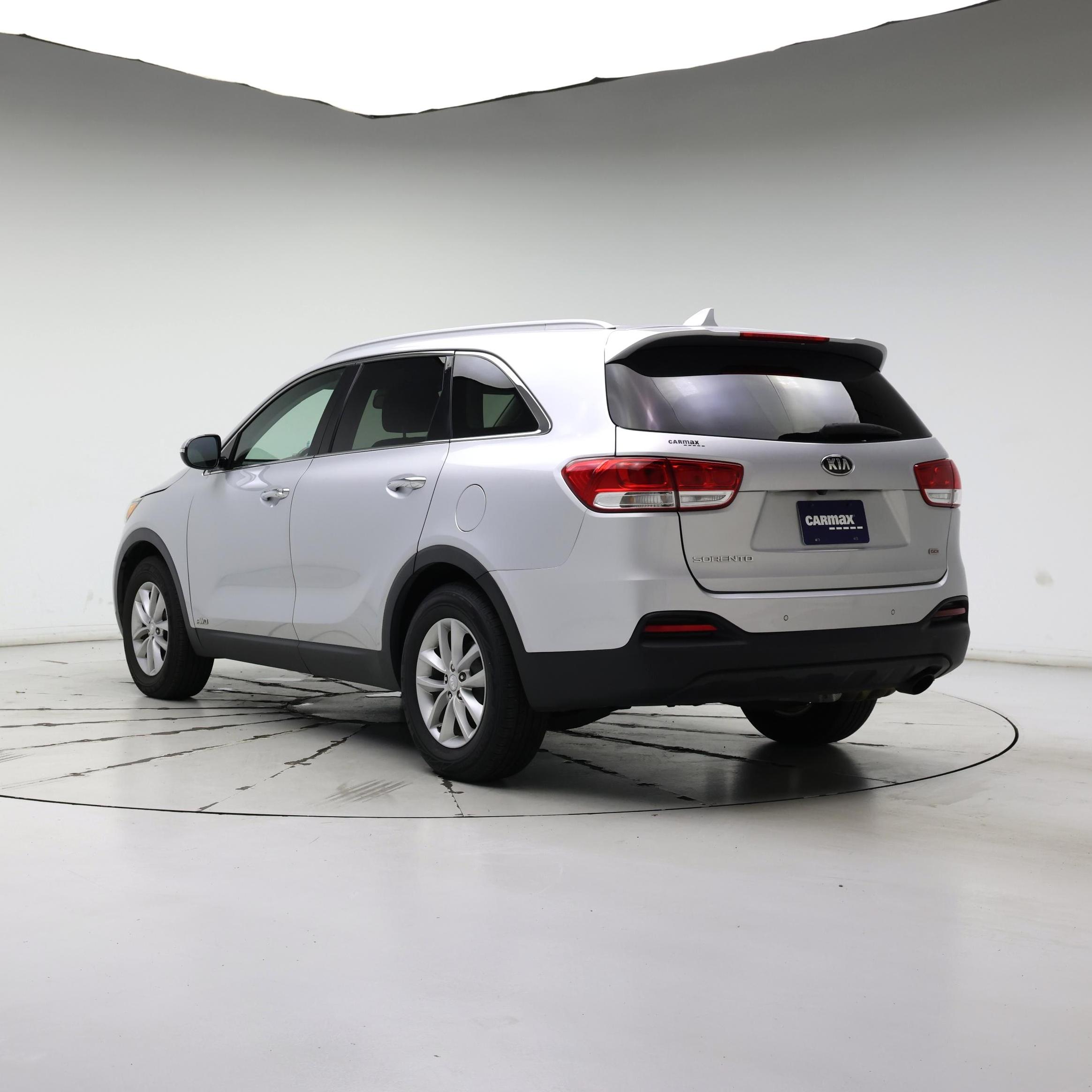 Thumbnail: 2017 Kia Sorento - 2