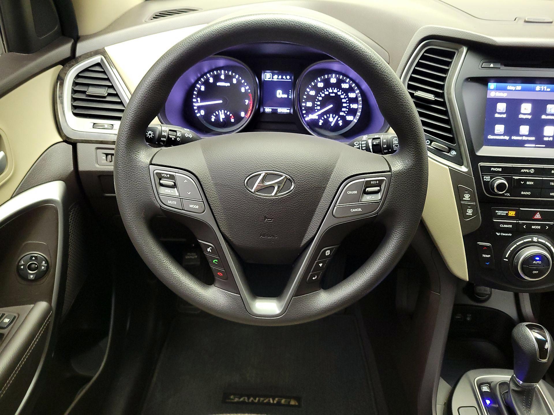 Thumbnail: 2018 Hyundai Santa Fe - 10