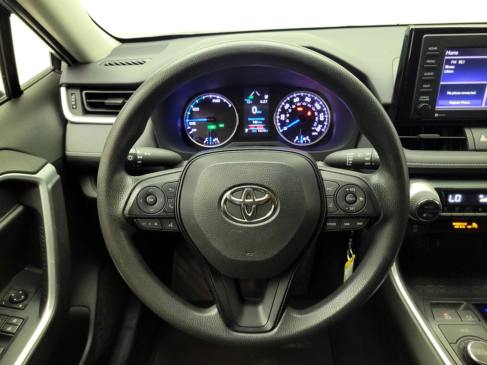 Thumbnail: 2020 Toyota RAV4 - 10